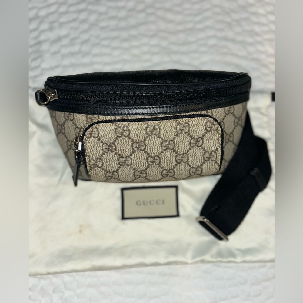 Women waist Gucci bag
